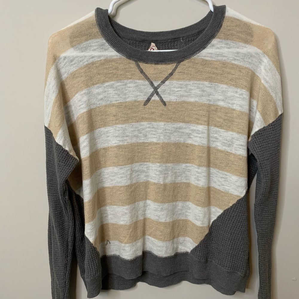 Long sleeve shirt
